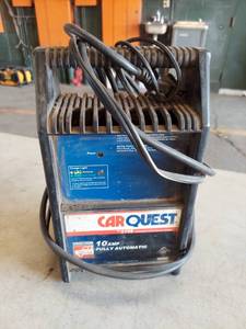 lot 6212 image: battery charger
