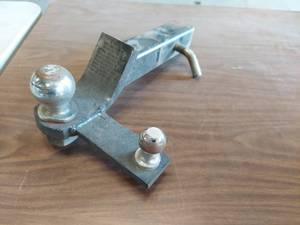 lot 6229 image: slip in hitch