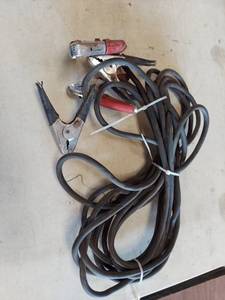 lot 6240 image: heavy duty jumper cables