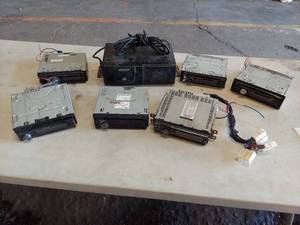 lot 6259 image: car stereos and cd changer