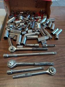 lot 6266 image: 38 drive sockets