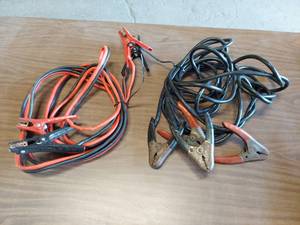 lot 6281 image: 2 jumper cables