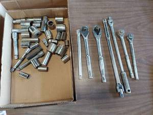 lot 6284 image: 12 in drive sockets, ratchets and extensions