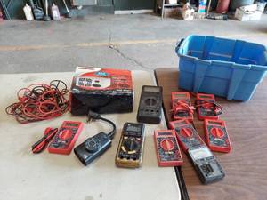 lot 6296 image: meters and power supply