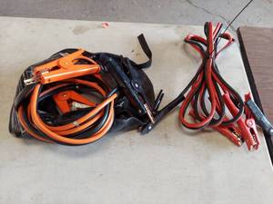 lot 6312 image: 2 jumper cables