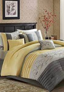 lot 7782 image: Madison Park Comforter Set King