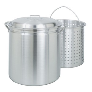 lot 7804 image: Bayou Classic Steam Boil Aluminum Stockpot with Basket. DENTS & SCRATCHES