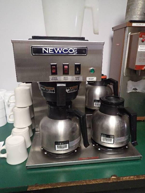 lot 2668 image: Newco 3 Warmer Counter-top Commercial Coffee Brewer