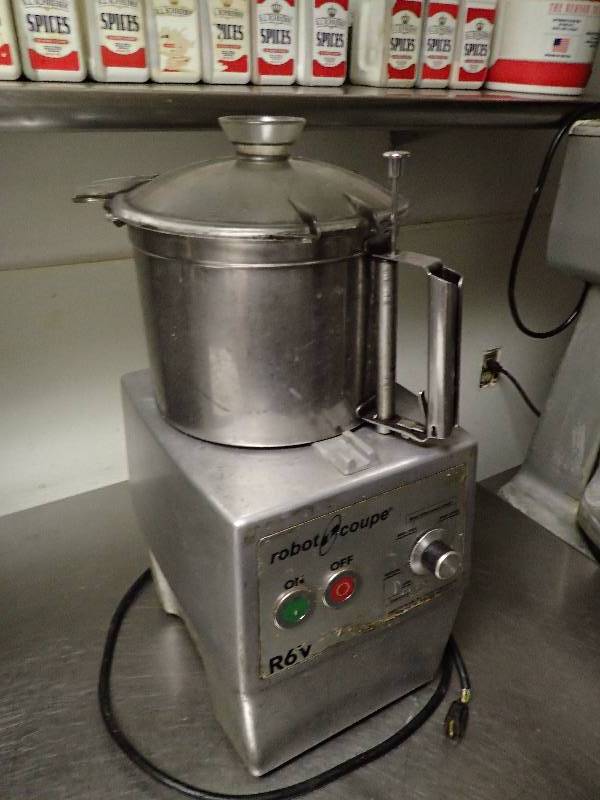 lot 2685 image: Robot Coupe Counter-top Food Processor