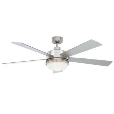 lot 1581 image: Hampton Bay Sussex II 52 Ceiling Fan Factory Sealed