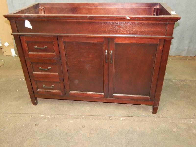 lot 1418 image: Ashburn 48 in. W x 21.5 in. D x 34 in. H Vanity