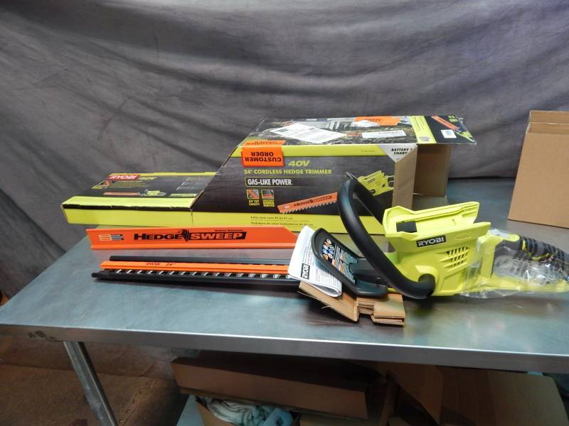 lot 1464 image: Ryobi 24 Cordless Hedge Trimmer