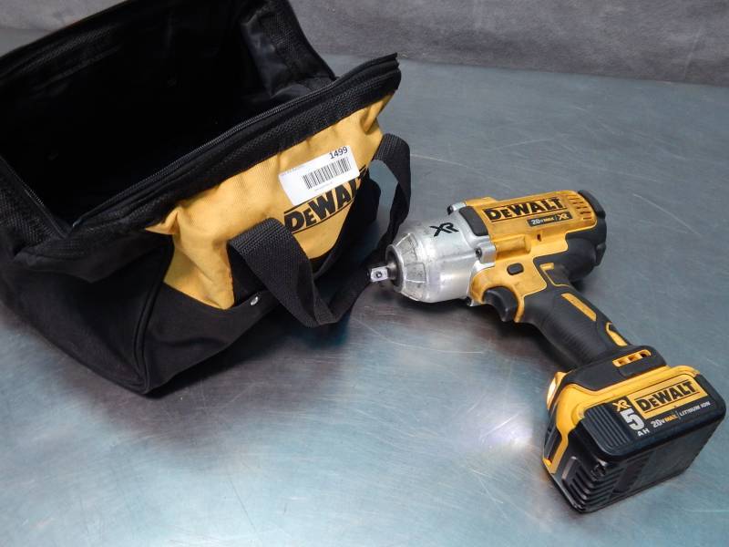 lot 1499 image: Dewalt Brushless 3 Speed Impact comes on