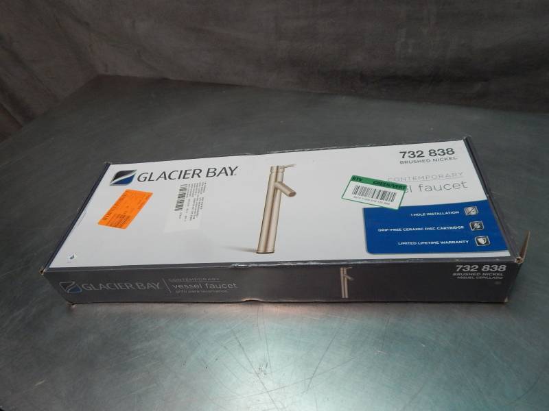 lot 1521 image: Glacier Bay Contemporary Vessel Faucet