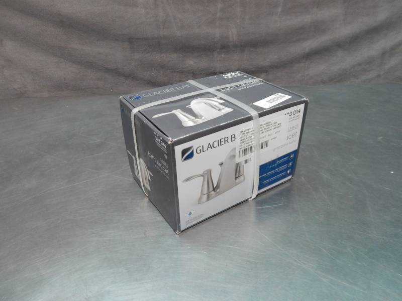 lot 1522 image: Glacier Bay Gable Bath Faucet Factory Sealed