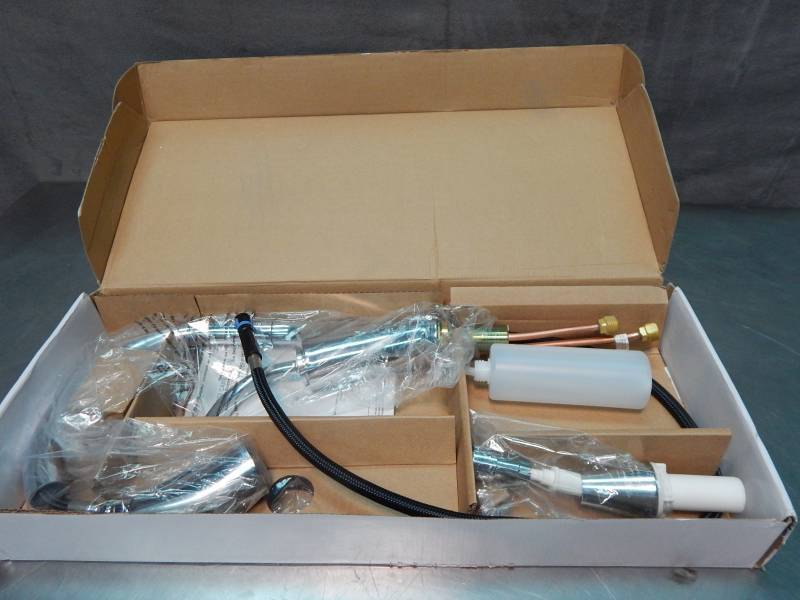 lot 1523 image: Glacier Bay Heston Pulldown Kitchen Faucet With Soap Dispenser