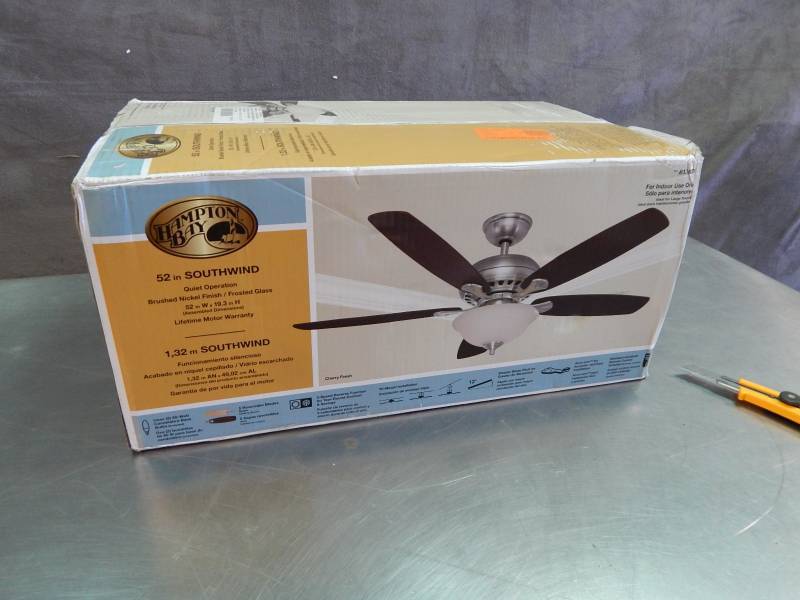 lot 1610 image: Hamoton Bay Southwind 52 Ceiling Fan Factory Sealed