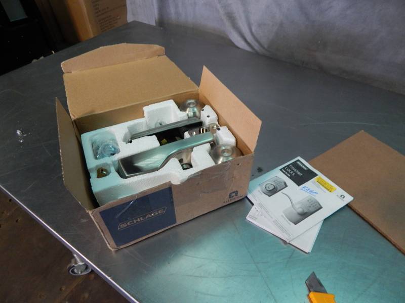 lot 1709 image: Schlach Electronic Touchscreen Deadbolt