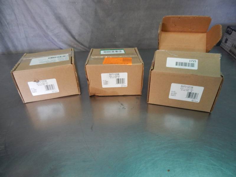 lot 1725 image: Lot of Motor and Blower Wheel