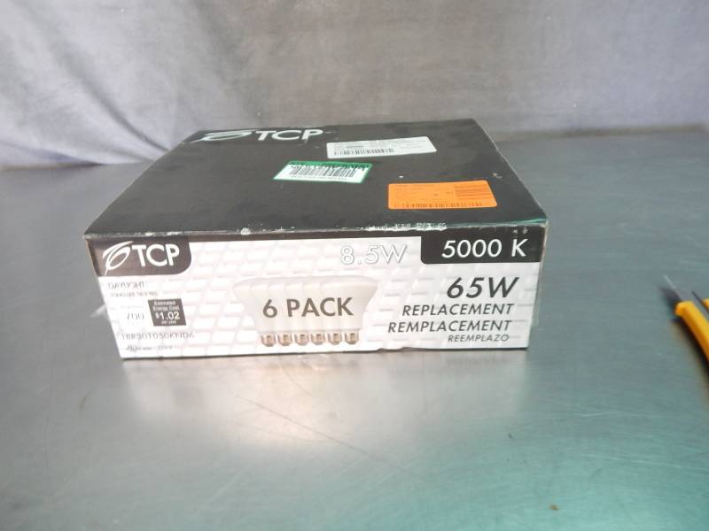 lot 1726 image: Lot of TCP Replacement Bulbs