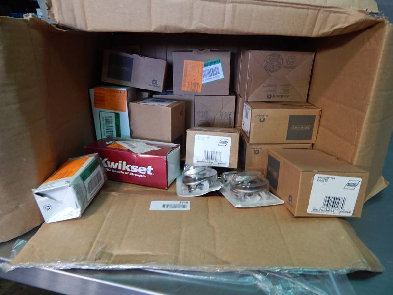 lot 1730 image: Lot of Misc Door Lock Hardware
