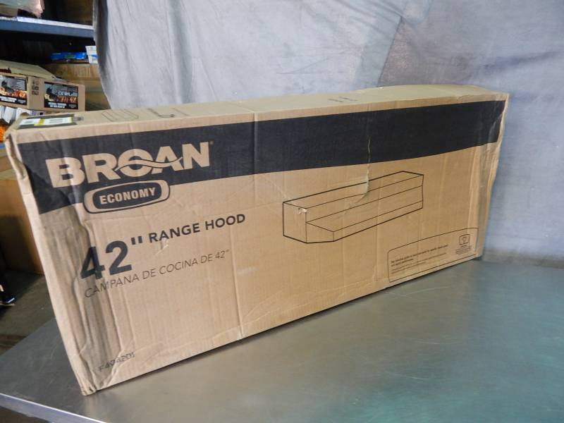 lot 1758 image: Broan 42 Range Hood