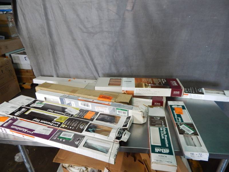 lot 1774 image: Large Lot of Window Blinds