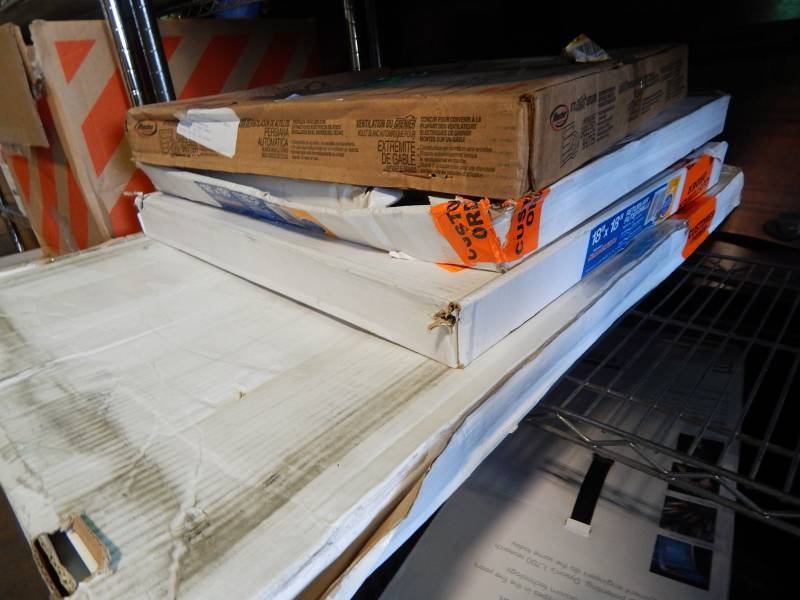 lot 1776 image: Lot of Register Vents