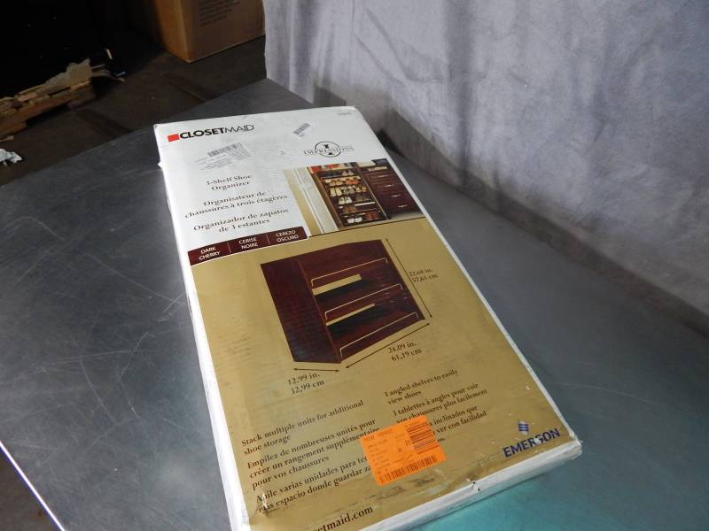 lot 1792 image: Closet Maid Shelf Shoe Organizer