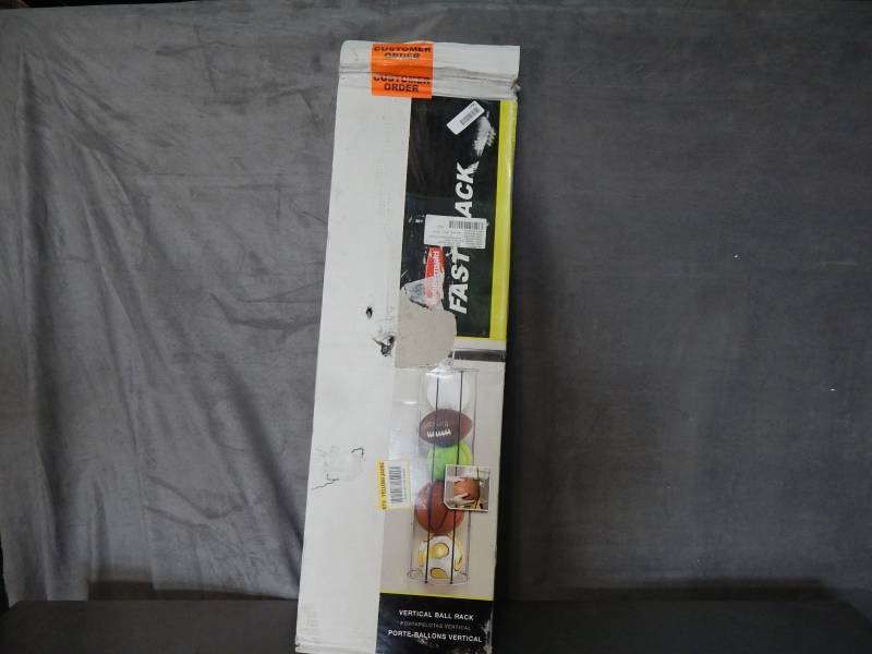 lot 1795 image: Fast Trek Vertical Ball Rack
