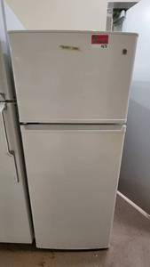lot 4670 image: General Electric Freezer  Refrigerator Model GTR11AAPBRWW