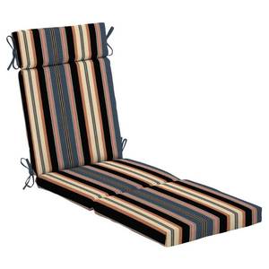 lot 1138 image: Hampton Bay Stripe Outdoor Chaise Lounge Cushion