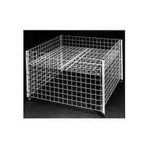 lot 1012 image: Square Metal Wire Crate