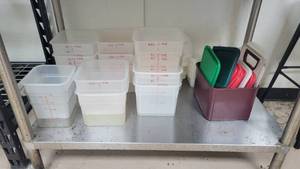 lot 27163 image: 13 Cambro Food Storage Containers W Lids