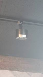 lot 27201 image: Nuvo TH402 Black Finish Track Head