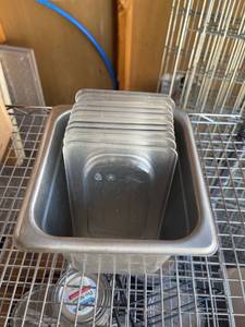 lot 4230474 image: 10, 19 th pan lids plastic in a 16th stainless pan