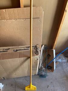 lot 4230481 image: Mop Handle