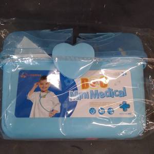 lot 48760 image: MINI MEDICAL PLAY DOCTOR SET
