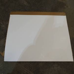 lot 48783 image: SCHOOLSMART WHITE RAILROAD BOARD 22�28 INCHES
