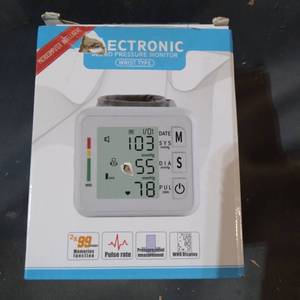 lot 48834 image: ELECTRONIC BLOOD PREASURE MONITOR