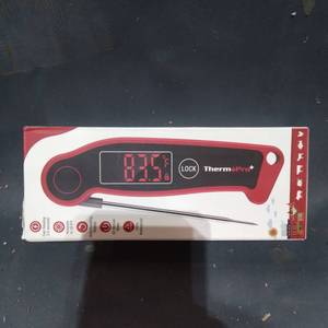 lot 48848 image: INSTANT RED MEAT THERMOMETER