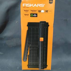 lot 48854 image: FISKARS SURE CUT TRIMMER