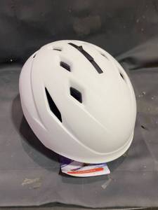 lot 48910 image: Jetblaze Small White Helmet