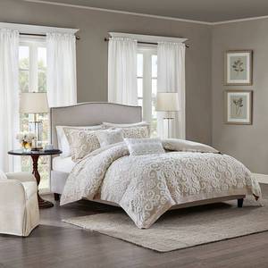 lot 32131 image: Harbor House Suzanna Cotton King Duvet Set Retail$170.49