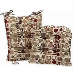 lot 31369 image: klear vu gripper non slip rocking chair cushion