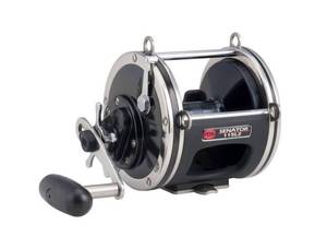 lot 3283 image: PENN SENATOR 90 115L2 GAME REEL