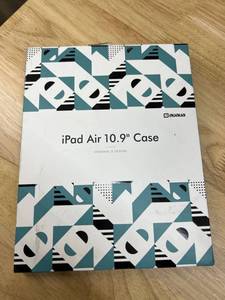 lot 3306 image: auaua Case for iPad Air 5th Generation(2022), iPad Air 4th Generation (2020), with Pencil Holder, Auto SleepWake, Vegan Leather, Adjustable Stand Cover (Green)