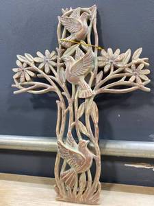 lot 15592 image: Garden of Lifeeyesen Wall Cross 14x9