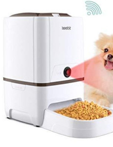 lot 27078 image: Iseebiz Automatic Pet Feeder, 6L,White