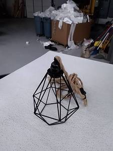lot 27080 image: Pendant light fixture with rope